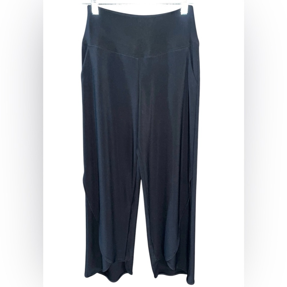 Sympli Pants Size 4